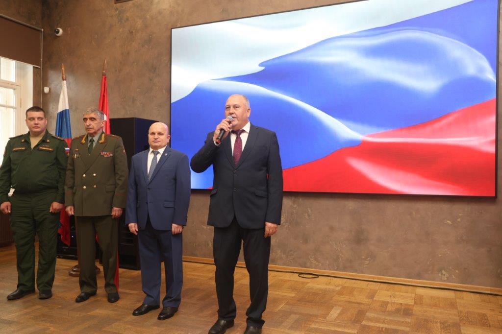 26 июня 2026 года в СПб ГБУ &laquo;Дом молодежи &laquo;Форпост&raquo; состоялась торжественная отправка граждан РФ, проживающих на территории Выборгского района Санкт-Петербурга на военную службу в Вооруженные силы Российской Федерации.